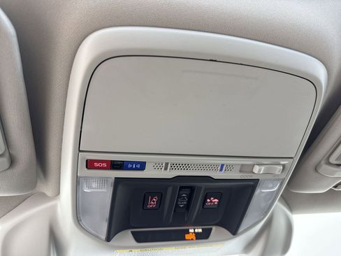 Used 2021 Subaru Forester Premium image 24