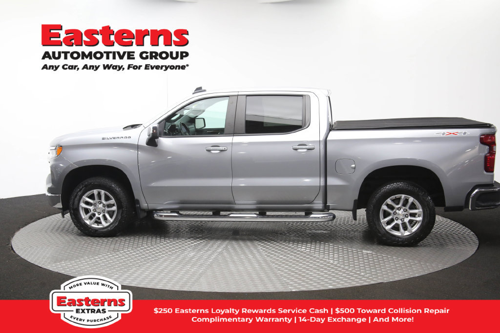 Used 2024 Chevrolet Silverado 1500 LT AWD/4WD image 65