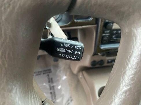 Used 2001 Toyota Tacoma PreRunner image 12