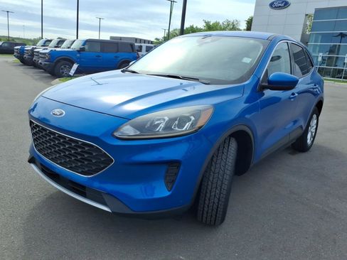 Certified 2021 Ford Escape SE w/ Cold Weather Package image 7