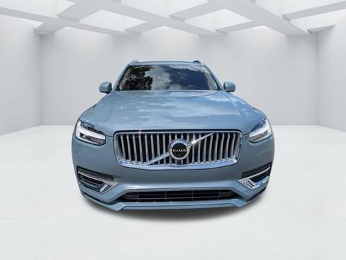 Certified 2023 Volvo XC90 B6 Ultimate w/ Protection Package Premier AWD/4WD image 11