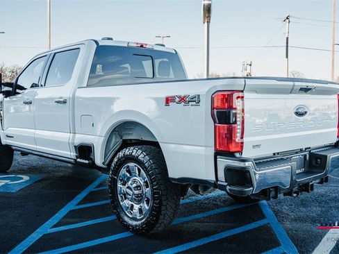 Certified 2023 Ford F250 Lariat w/ Lariat Ultimate Package image 4