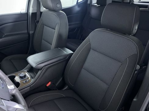 Used 2023 GMC Acadia SLE w/ Driver Convenience Package image 10