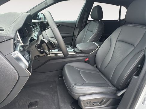 Used 2024 Audi Q8 Premium Plus AWD/4WD image 14