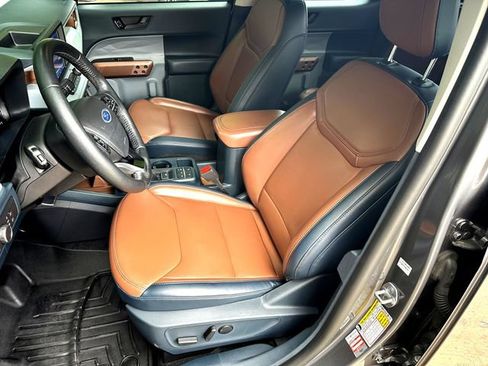 Certified 2022 Ford Maverick Lariat w/ Lariat Luxury Package AWD/4WD image 10