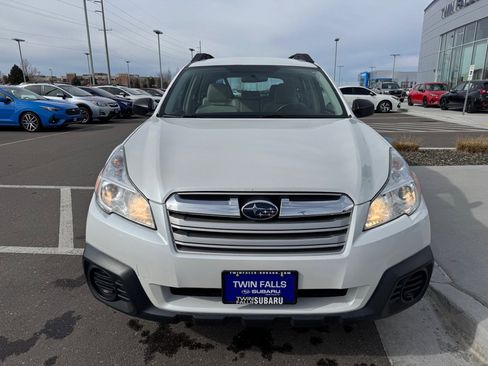 Used 2013 Subaru Outback 2.5i image 2