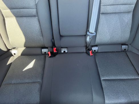 Used 2025 Nissan Rogue SV image 41