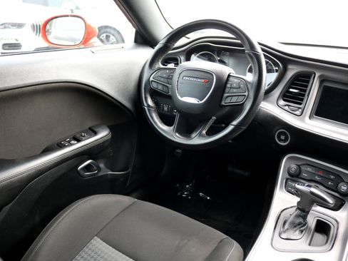 Used 2020 Dodge Challenger R/T image 38