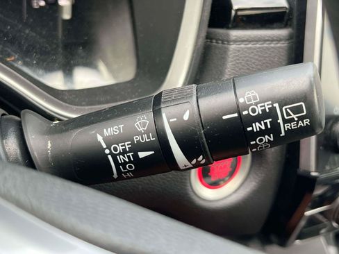 Used 2018 Honda CR-V EX image 11