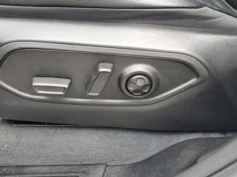 Used 2020 Ford Fusion SE image 8