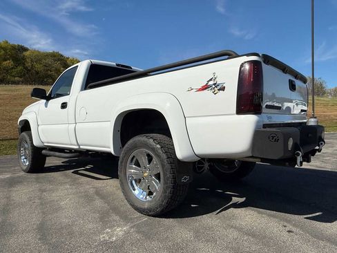 Used 2005 Chevrolet Silverado 1500 w/ Light Duty Power Package image 8