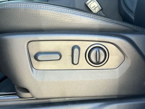 Used 2022 GMC Sierra 1500 Denali w/ Denali Premium Package image 27