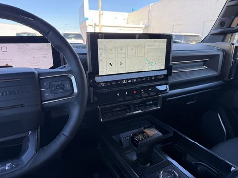 New 2025 GMC Hummer EV 3X image 16