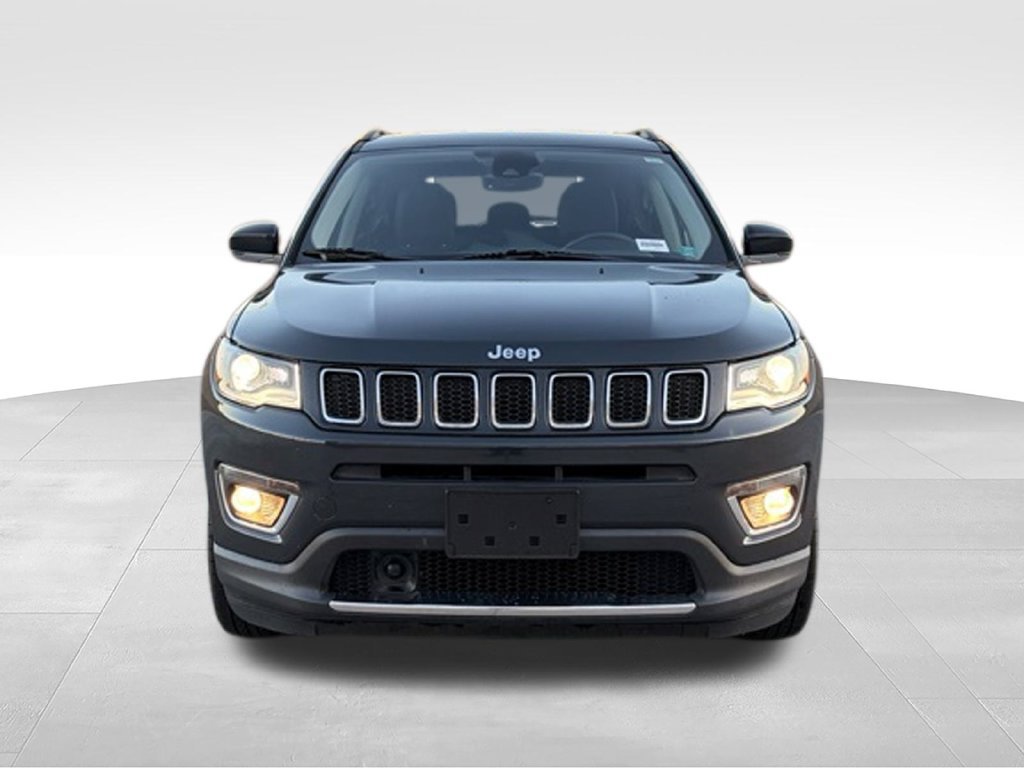 Used 2018 Jeep Compass Limited w/ Navigation Group FWD image 4