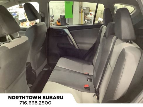 Used 2015 Toyota RAV4 LE image 20