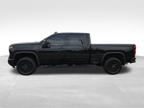 Used 2024 Chevrolet Silverado 2500 LTZ w/ LTZ Plus Package AWD/4WD image 12