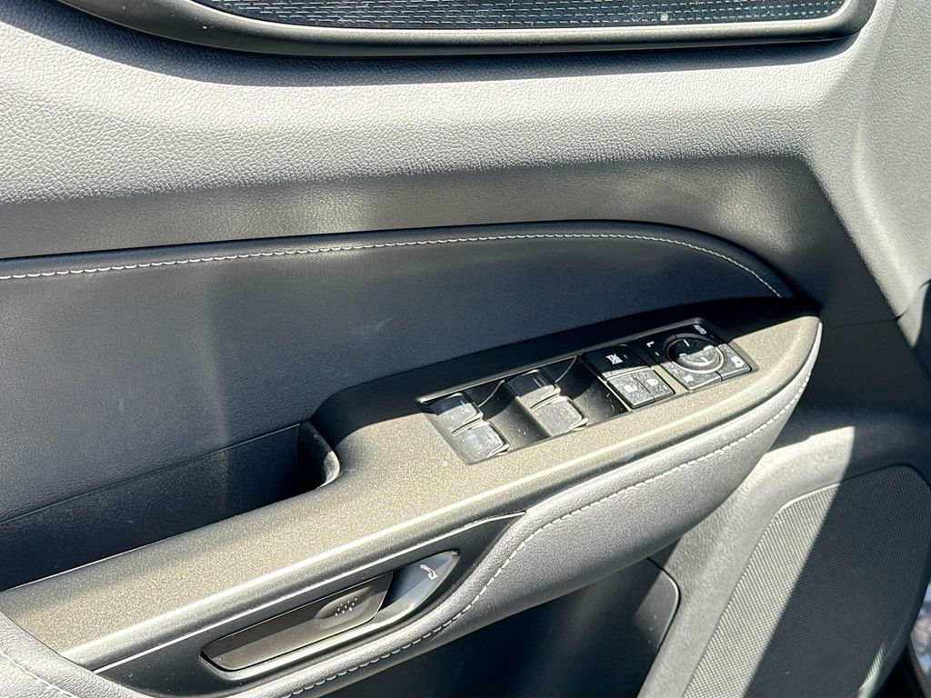 Used 2025 Lexus NX 250 FWD w/ Cold Area Package image 18