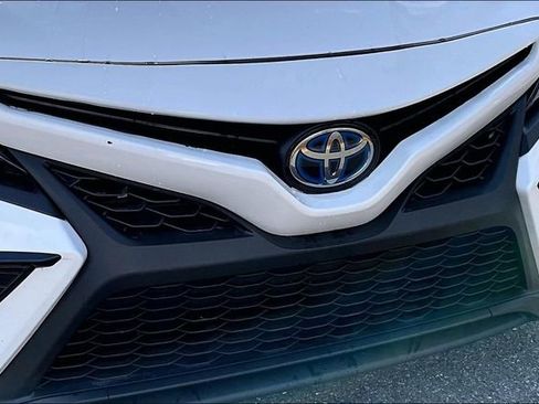 Used 2022 Toyota Camry SE image 27