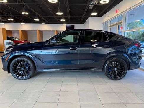 Used 2021 BMW X6 xDrive40i w/ M Sport Package AWD/4WD image 7