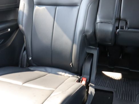 Used 2024 Ford Expedition Max XLT AWD/4WD image 10
