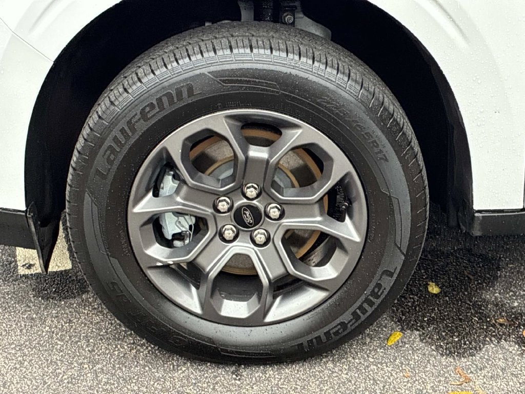 Certified 2022 Ford Maverick XLT FWD image 12