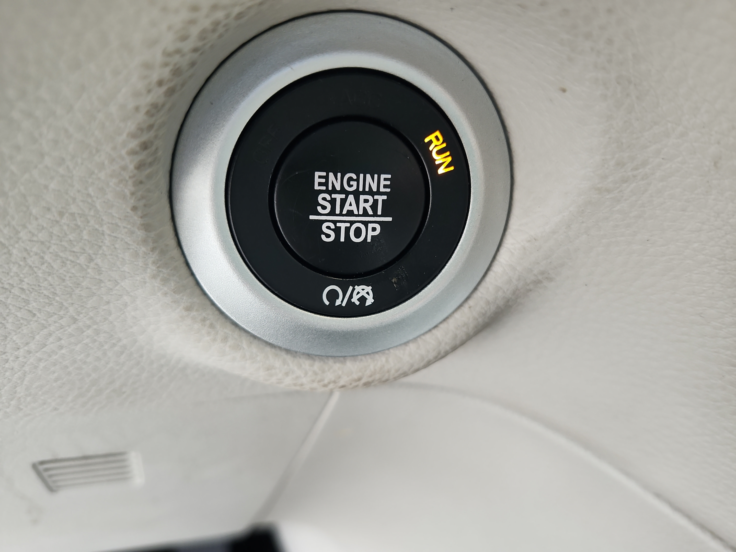Used 2017 Chrysler Pacifica Limited FWD image 26