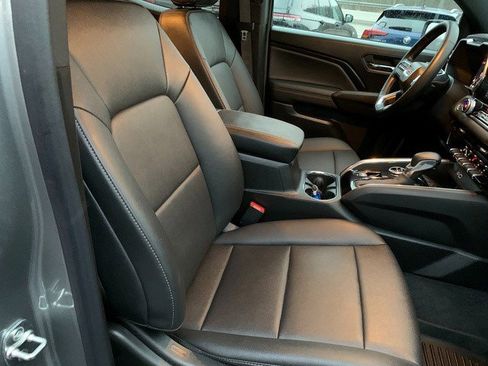 Certified 2024 GMC Canyon Elevation w/ Elevation Premium Package image 10