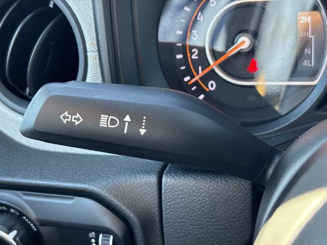 Used 2024 Jeep Wrangler Unlimited Sport AWD/4WD image 27