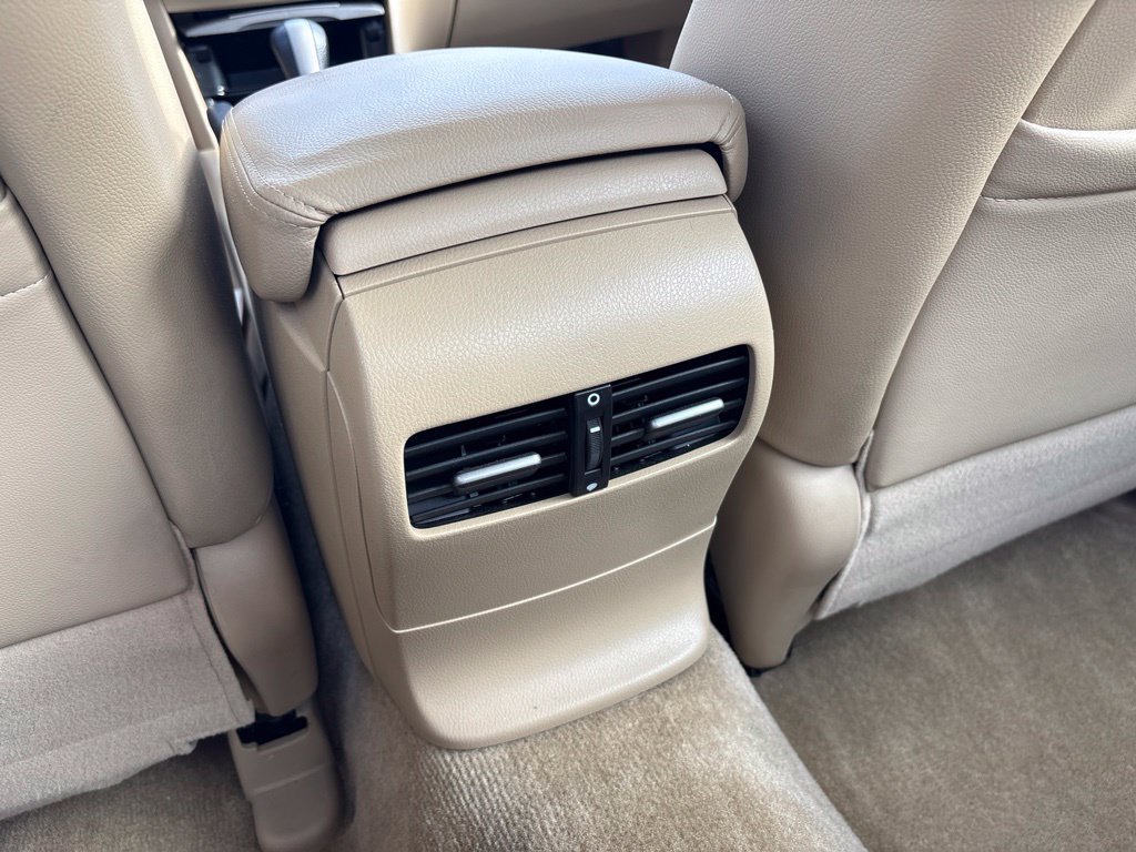Used 2012 Honda Accord EX-L image 22