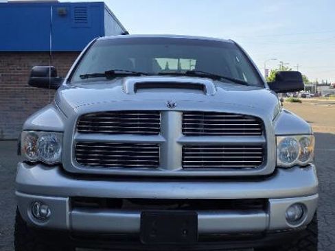 Used 2004 Dodge Ram 2500 Truck SLT w/ Sport Appearance Group AWD/4WD image 5