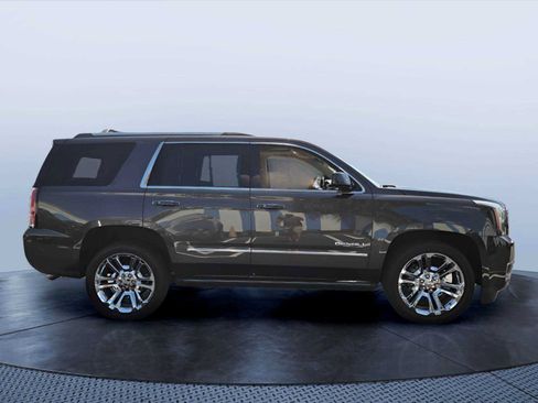 Used 2018 GMC Yukon Denali w/ Open Road Package AWD/4WD image 7