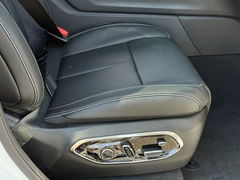 New 2025 Jeep Grand Cherokee Overland w/ Adv Protech Group III image 14