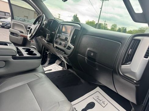 Used 2018 GMC Sierra 1500 SLT w/ SLT Premium Package AWD/4WD image 36
