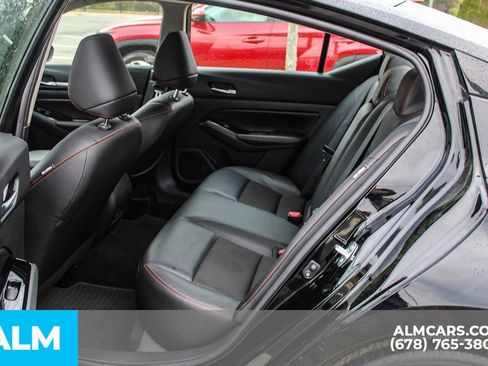 Used 2025 Nissan Altima 2.5 SR image 16