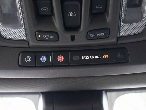 Used 2022 Chevrolet Silverado 1500 LTZ w/ LTZ Premium Package image 30