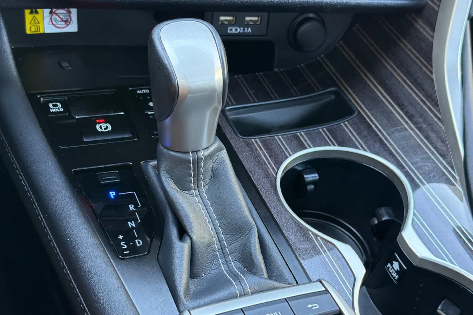 Used 2022 Lexus RX 450h AWD w/ Luxury Package image 24