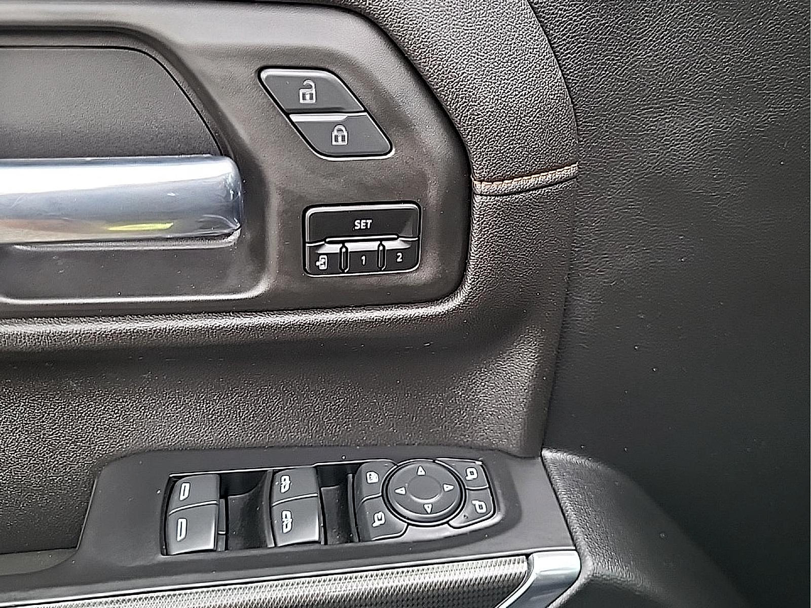 Used 2021 GMC Sierra 1500 AT4 w/ AT4 Premium Package AWD/4WD image 15