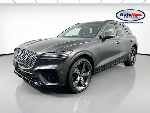 Used 2023 Genesis GV70 2.5T w/ Sport Prestige Package AWD/4WD image 5