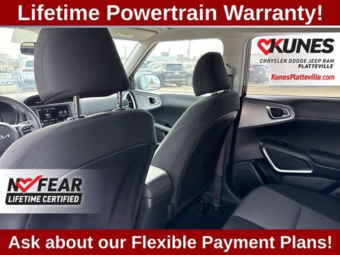 Used 2025 Kia Soul LX FWD image 34