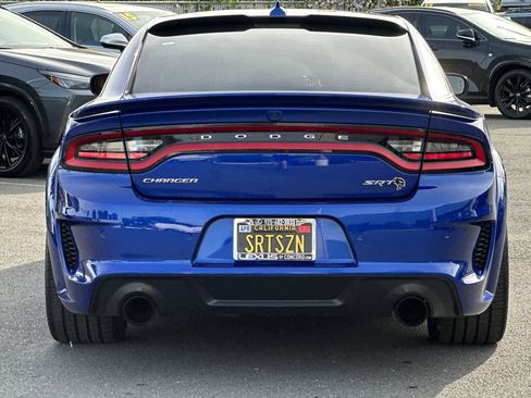 Used 2022 Dodge Charger SRT Hellcat RWD image 5