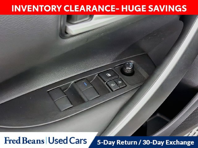 Used 2021 Toyota Corolla SE FWD image 24