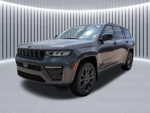New 2026 Jeep Grand Cherokee L Limited AWD/4WD image 15