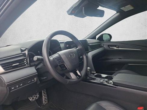 Used 2025 Toyota Camry XSE FWD image 10