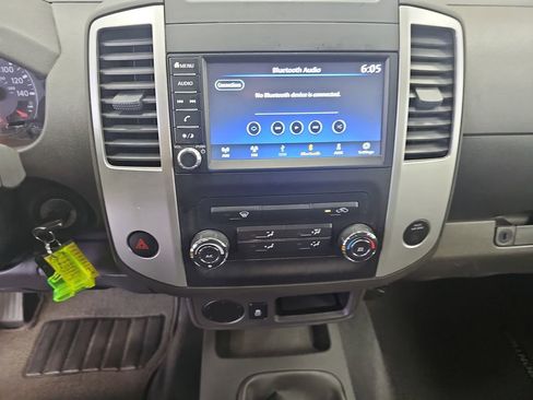 Used 2019 Nissan Frontier SV RWD image 19
