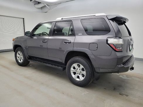 Used 2017 Toyota 4Runner SR5 image 3
