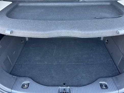 Used 2022 Buick Encore Preferred w/ Safety Package AWD/4WD image 17