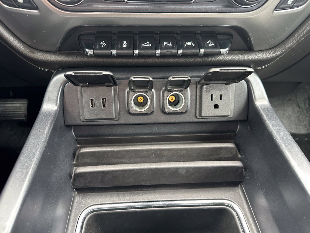 Used 2018 Chevrolet Silverado 1500 LTZ Z71 w/ LTZ Plus Package AWD/4WD image 5