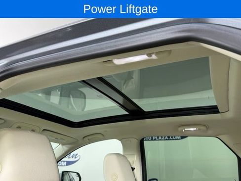 Used 2025 Cadillac XT5 Premium Luxury FWD image 22