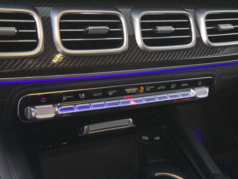 Used 2024 Mercedes-Benz GLE 63 AMG S image 32