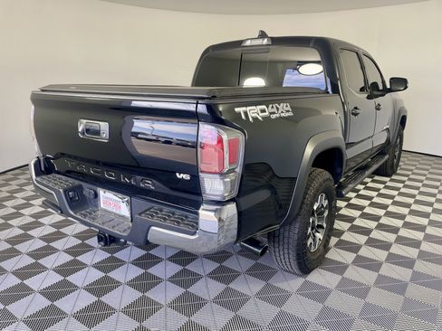 Used 2023 Toyota Tacoma TRD Off-Road image 5